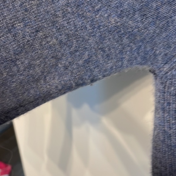 Nicole Miller Cashmere Sweater - Picture 4 of 10